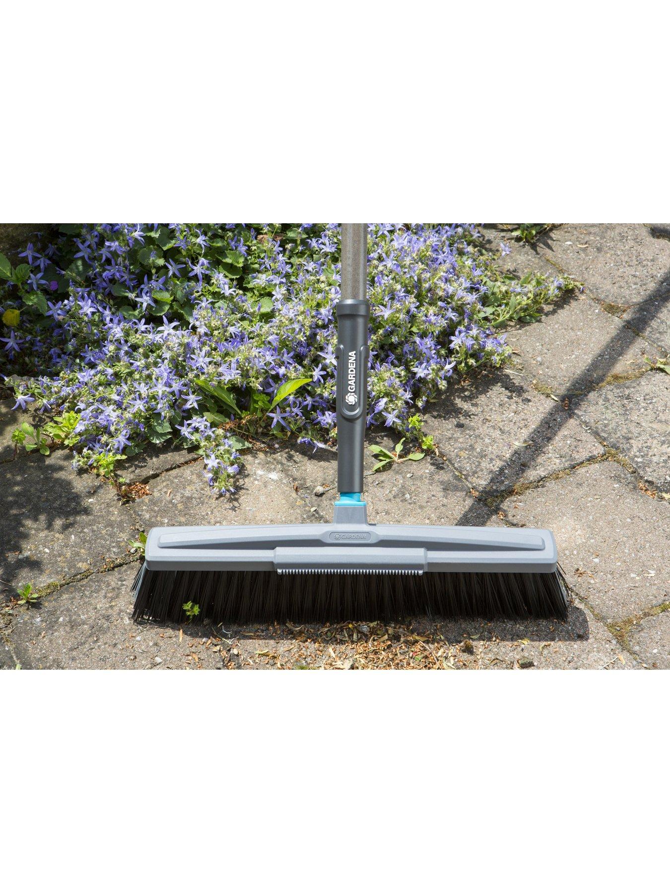 Image 6 of 6 of Gardena NatureLine Road Broom