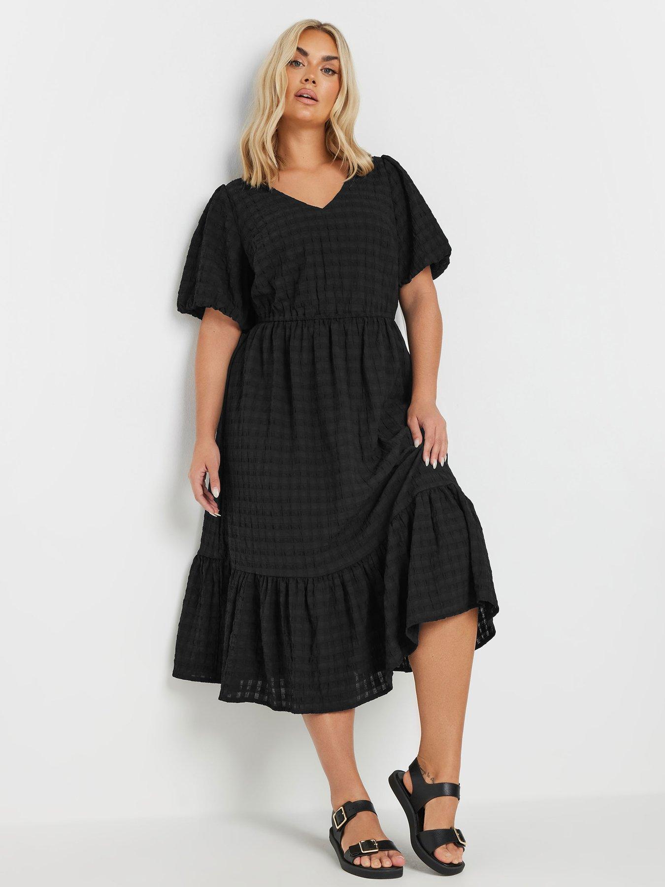 undefined Curve Textured Tiered Dress - Black