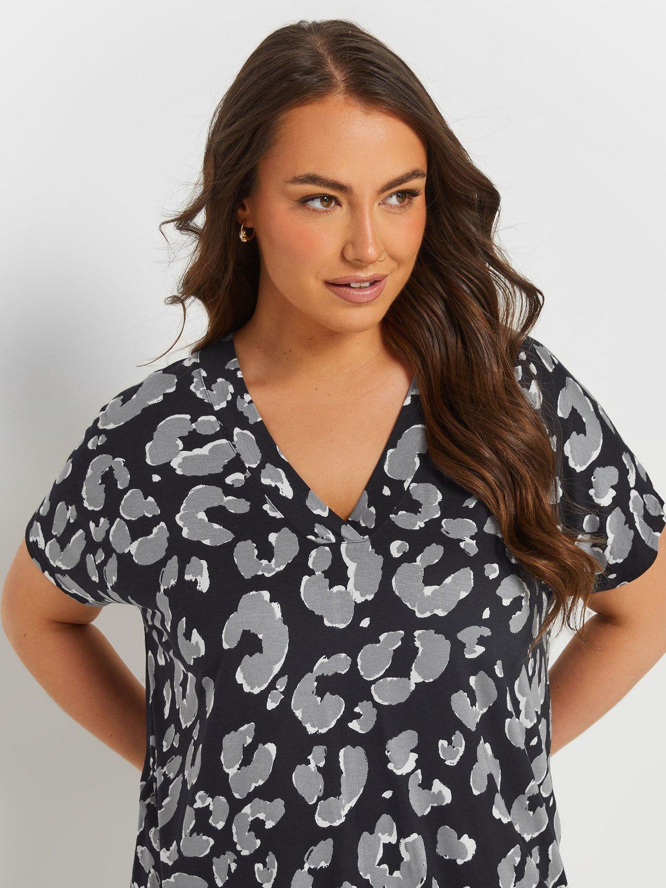  image of yours-curve-grown-on-basic-t-shirt-grey