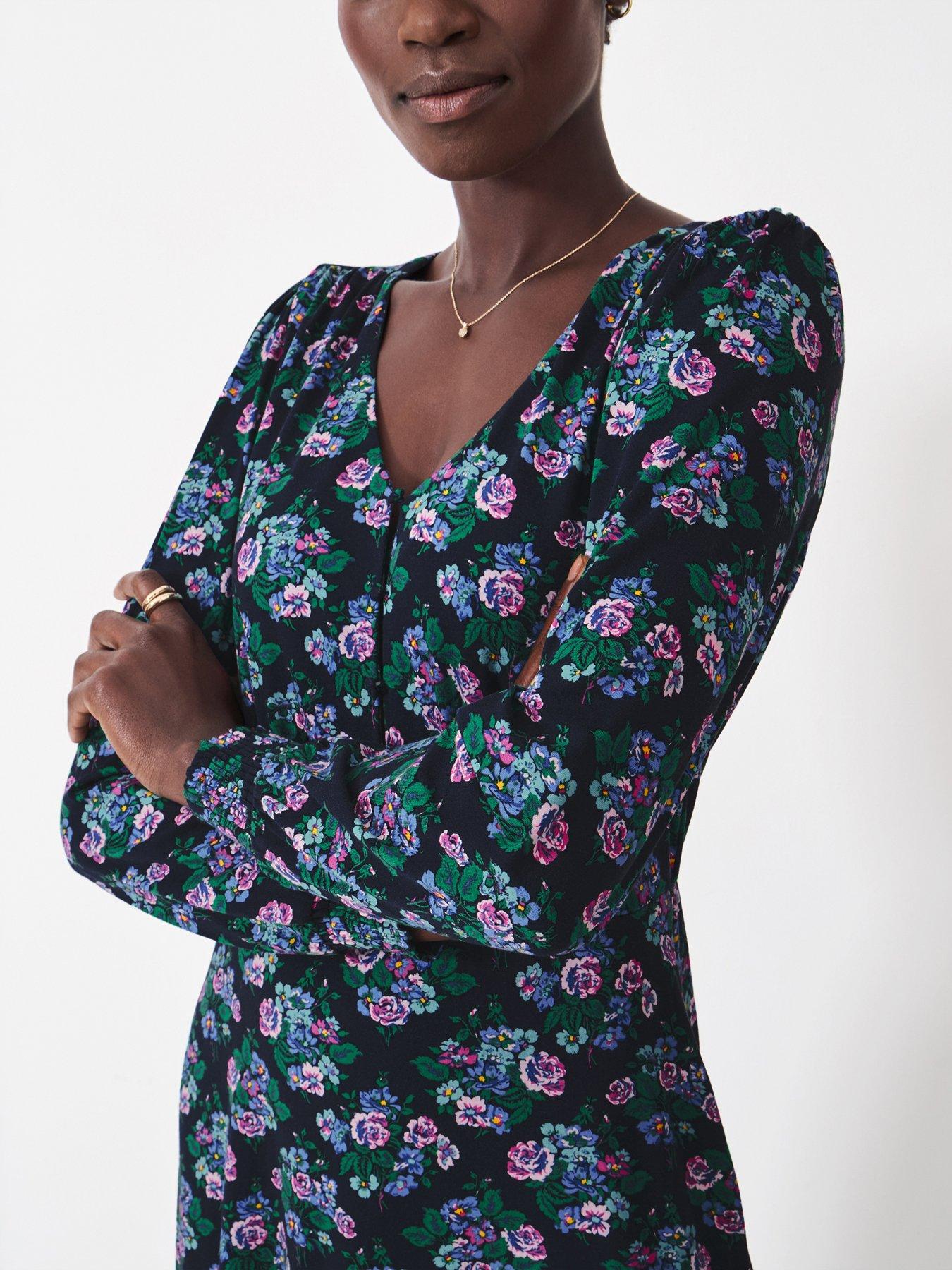  image of crew-clothing-carrie-floral-jersey-tea-dress-navy