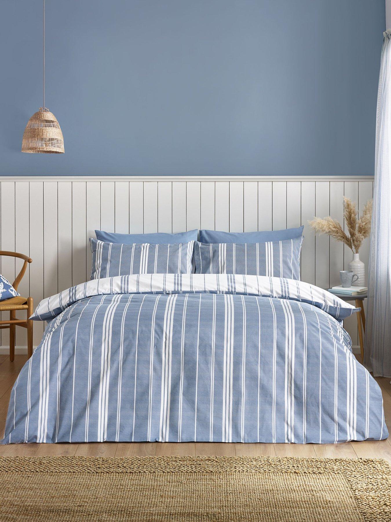  image of catherine-lansfield-harbour-stripe-duvet-cover-set