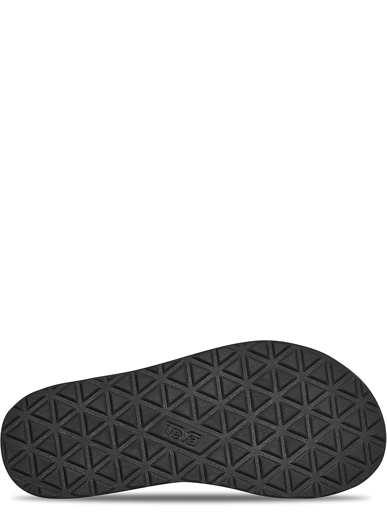  image of teva-midform-universal-studded-black