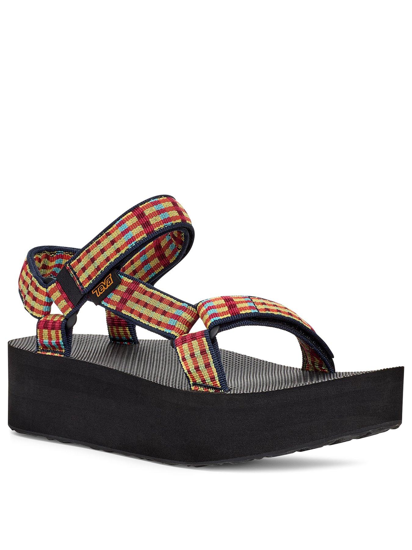  image of teva-flatform-universal-yellow