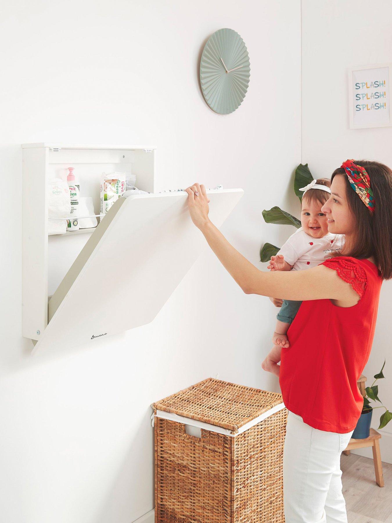 badabulle-wall-changing-table