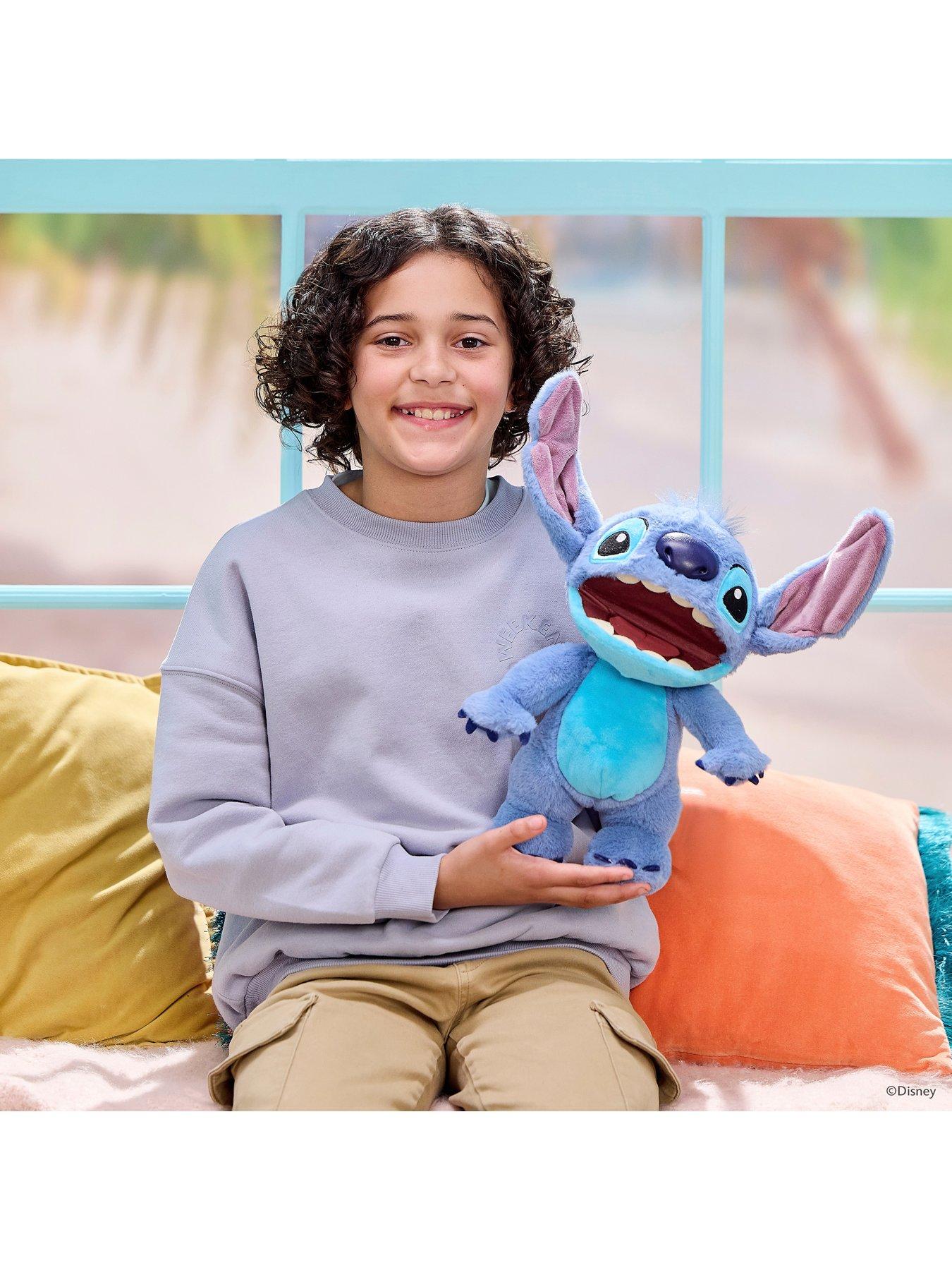 Image 5 of 8 of Disney Chatty Stitch Deluxe Puppetronic Plush Toy