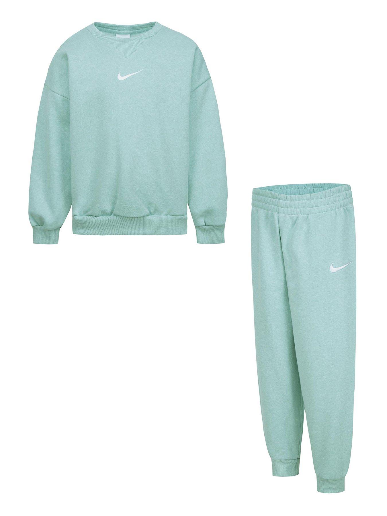 nike-kids-unisex-essential-crew-and-jogger-set-green