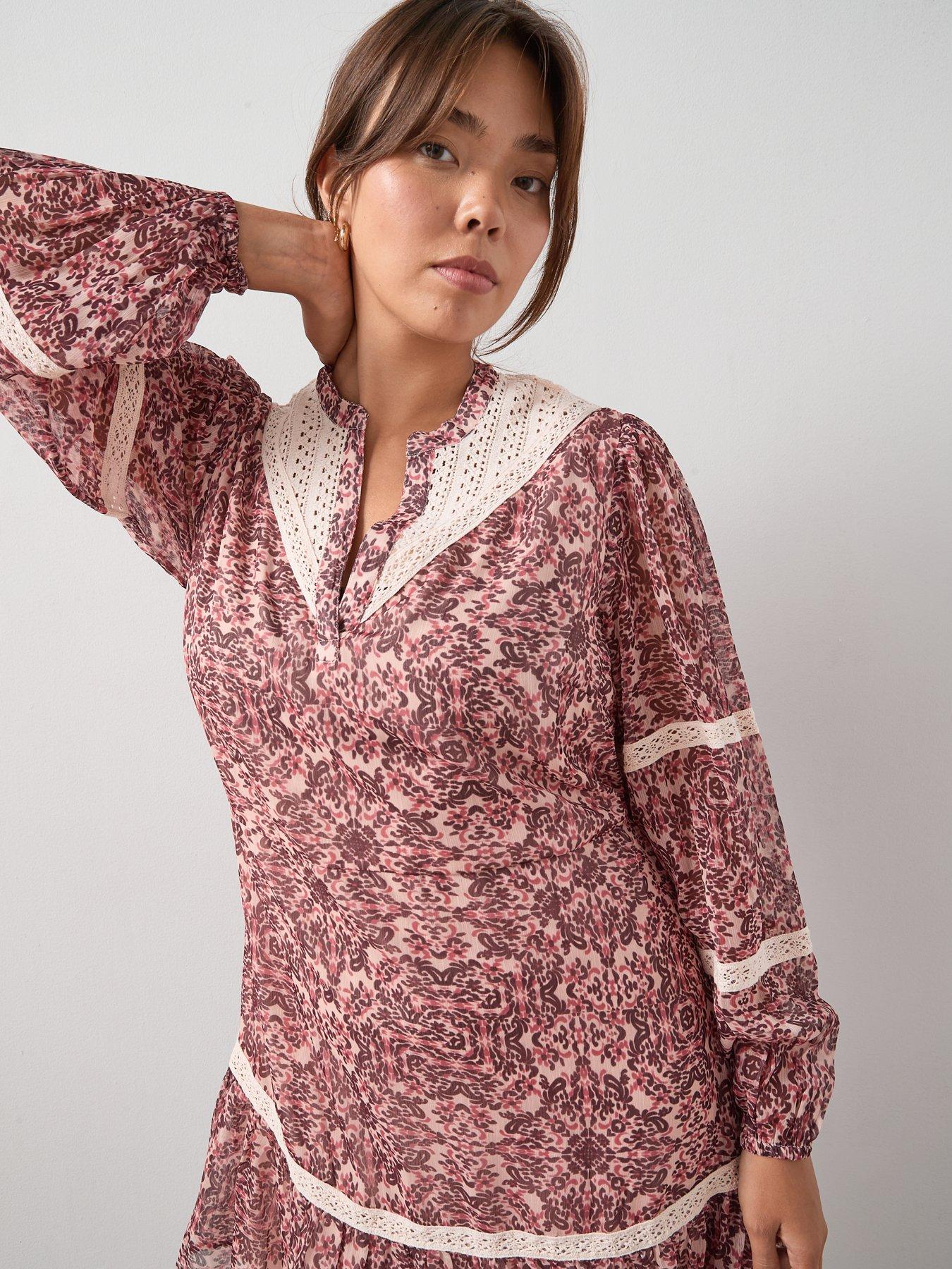 Image 5 of 6 of V by Very Curve Lace Insert Frill Mini Dress - Print