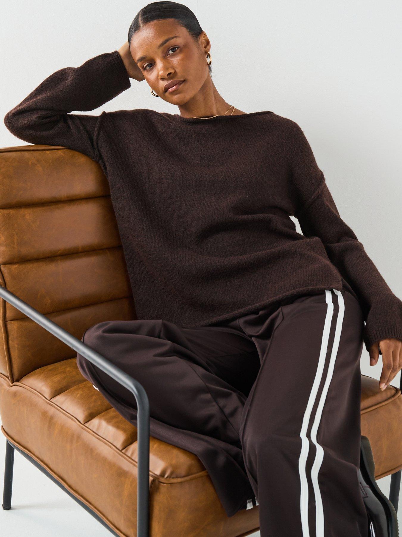 Image 5 of 6 of V by Very Timeless Yarn Off The Shoulder Knitted Jumper - Brown