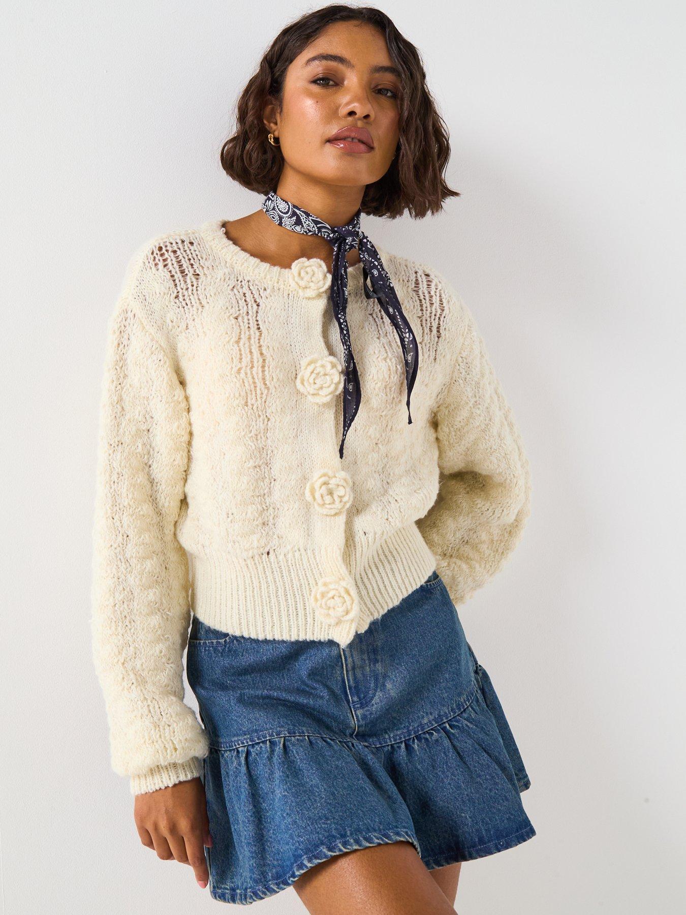 undefined Crew Neck Rose Button Textured Knitted Cardigan - Cream