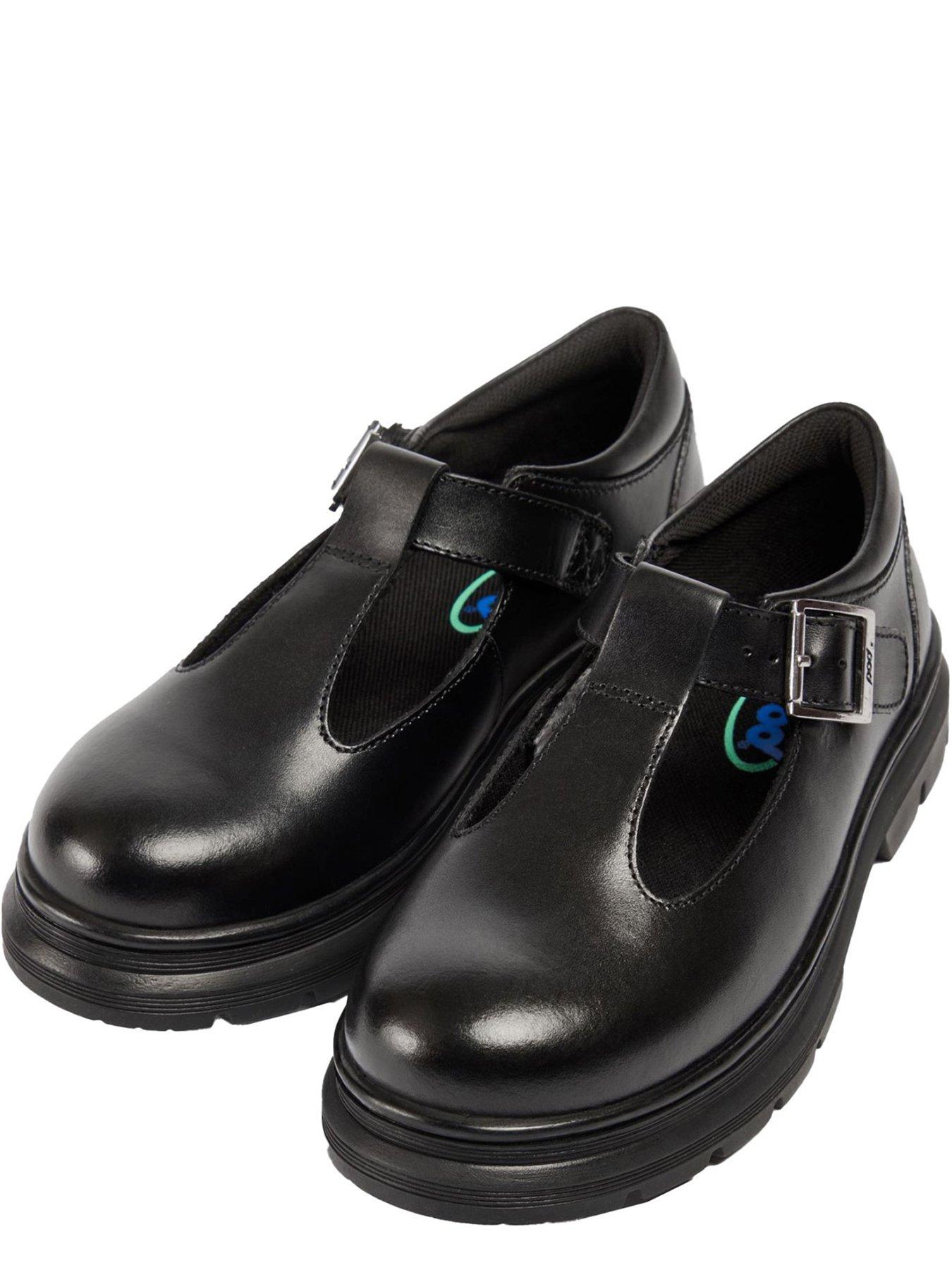  image of pod-youth-emilie-leather