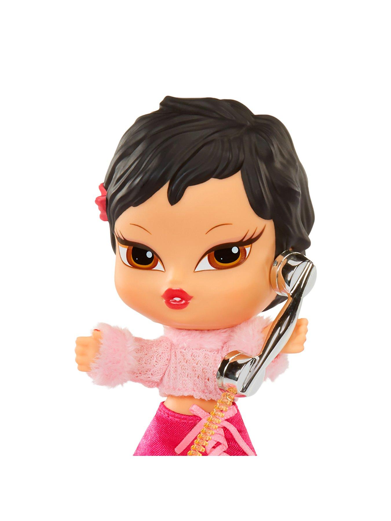  image of bratz-babyz-runwayz-doll--jade
