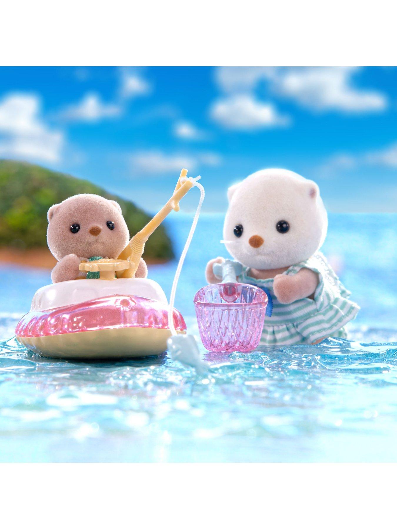 Image 6 of 6 of Sylvanian Families Sea Otter Family Playset