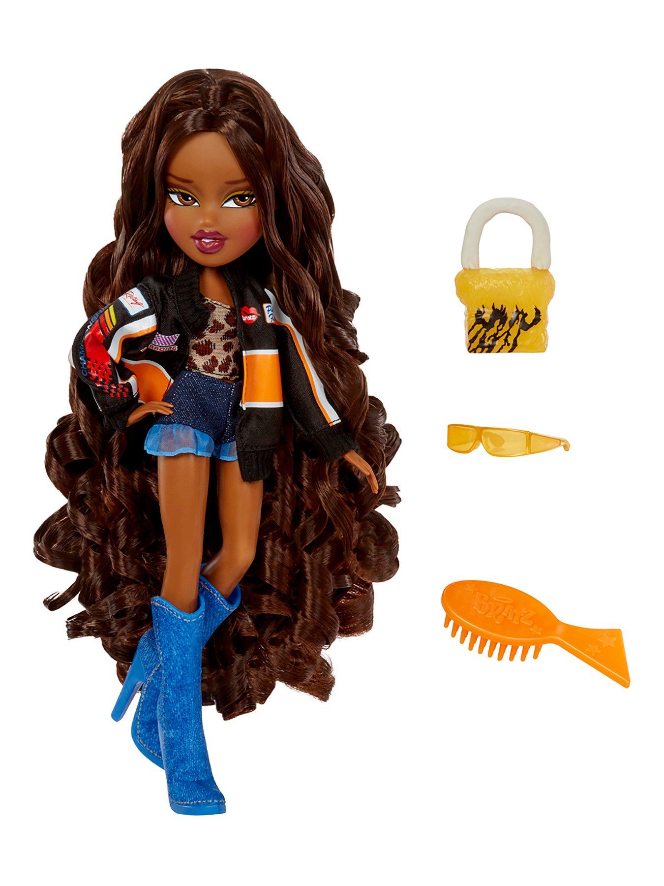 Image 2 of 7 of Bratz Goin Out! Doll- Sasha