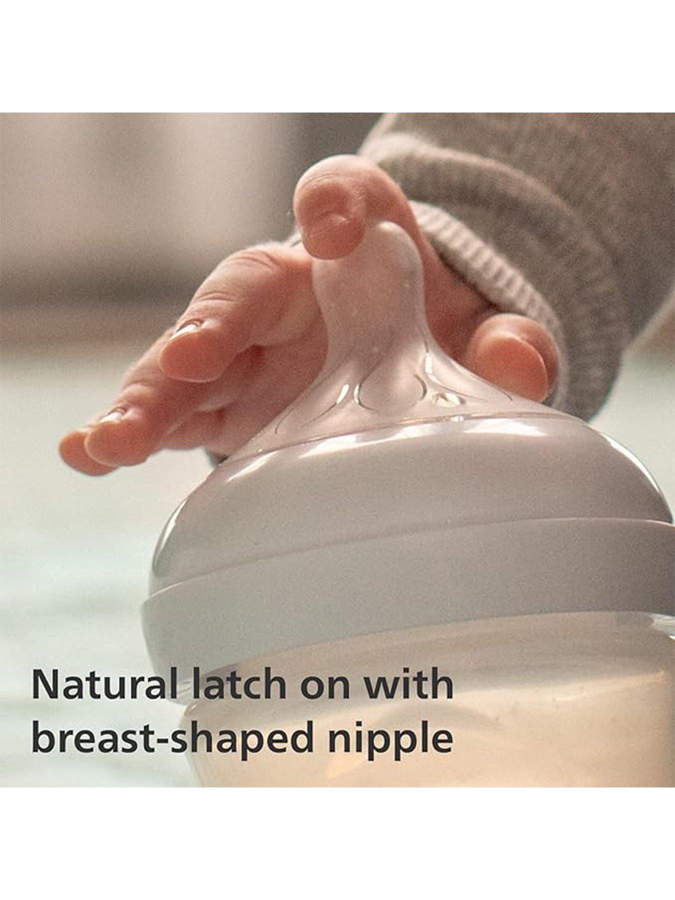Image 4 of 7 of Avent Philips Avent Baby Bottle Newborn Gift Set - 4x Baby Bottles, Soother and Bottle Brush, SCD838/11