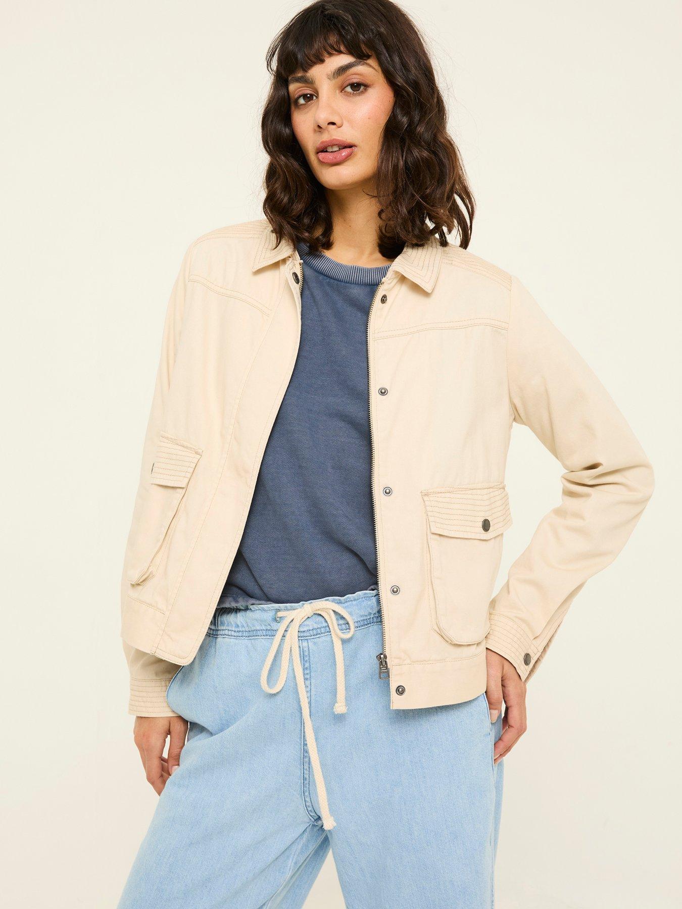 fatface-sienna-crop-jacket-beige