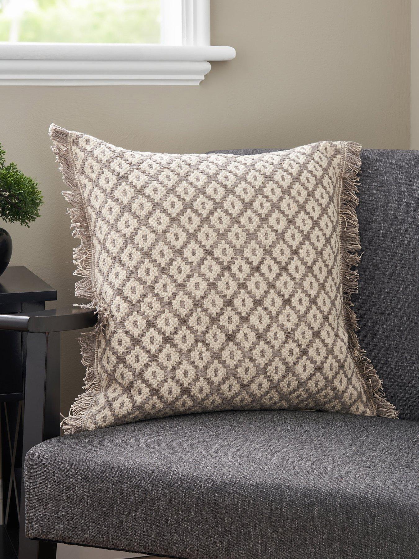 the-very-collection-loft-diamonds-cushion