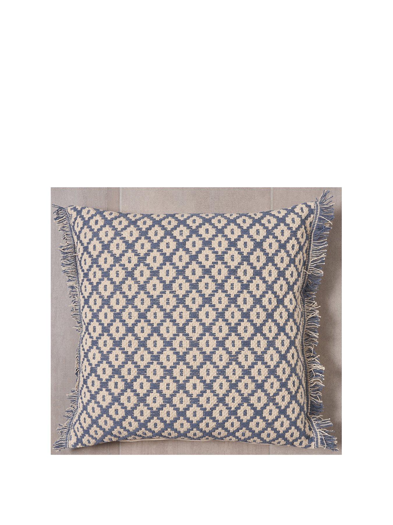 stillFront image of the-very-collection-loft-diamonds-cushion