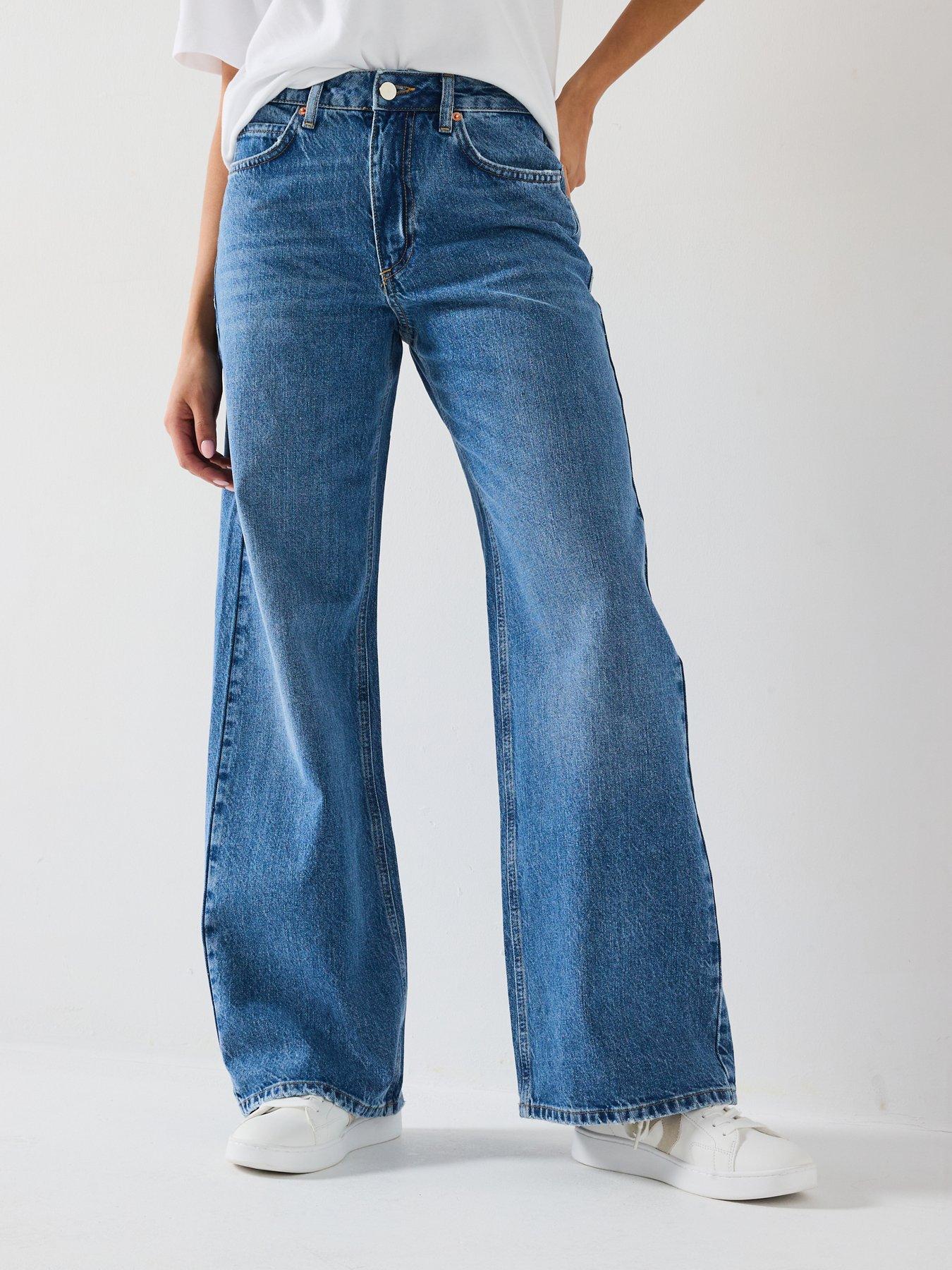 undefined Low Slung Baggy Jeans - Mid Wash