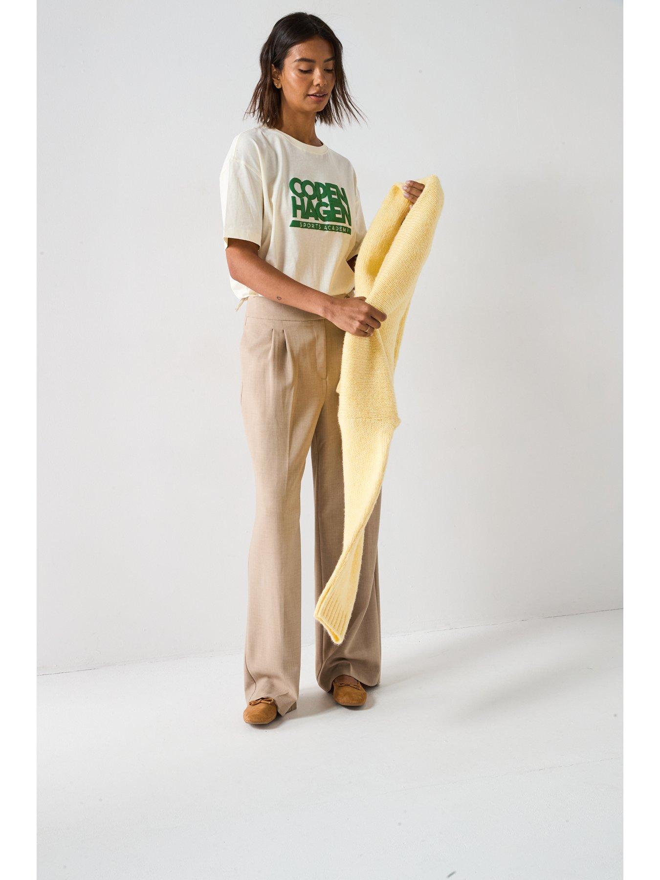 Image 4 of 6 of V by Very Oversized Graphic Tee - White