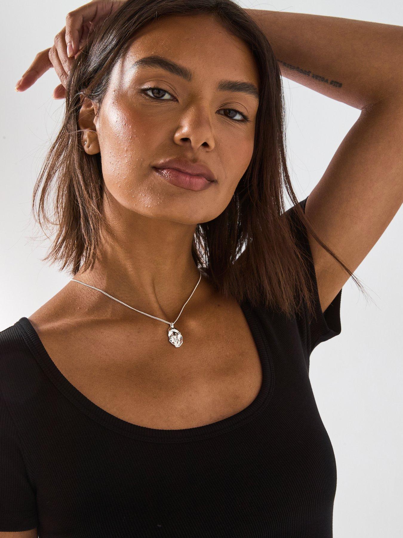Image 5 of 6 of V by Very Scoop Rib Tee &nbsp;- Black