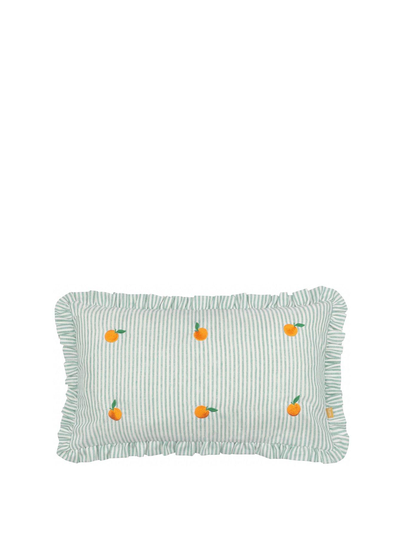  image of furn-les-fruites-oranges-cushion