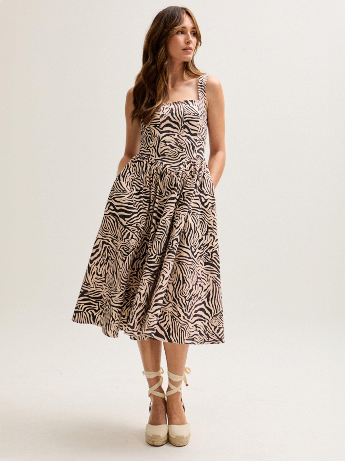 undefined Hayley Printed Dress - Cream/ Blue