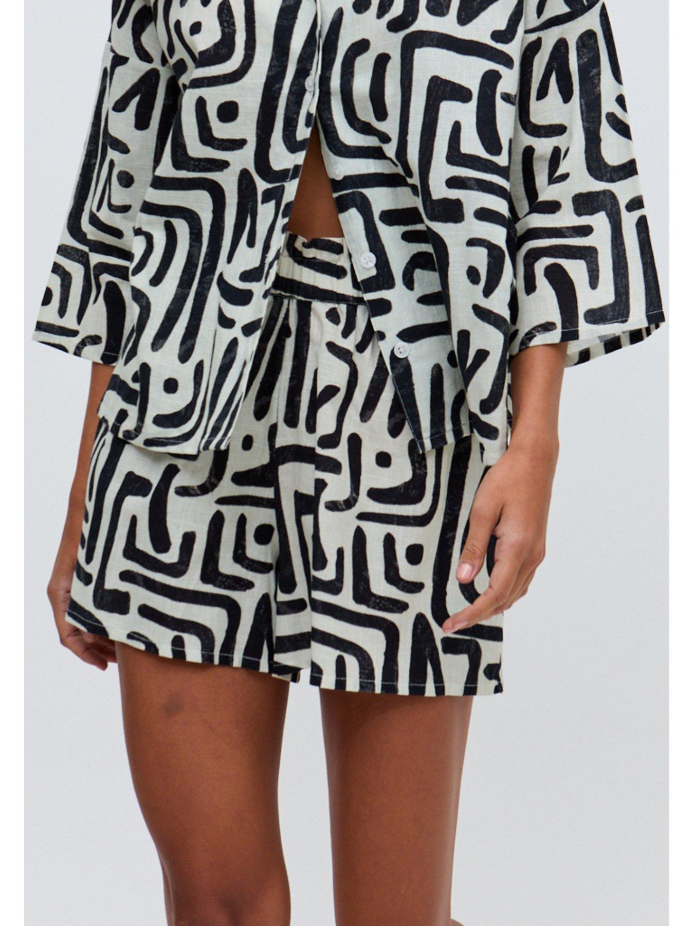  image of raffya-nicola-paperbag-waist-warhol-print-short-multi