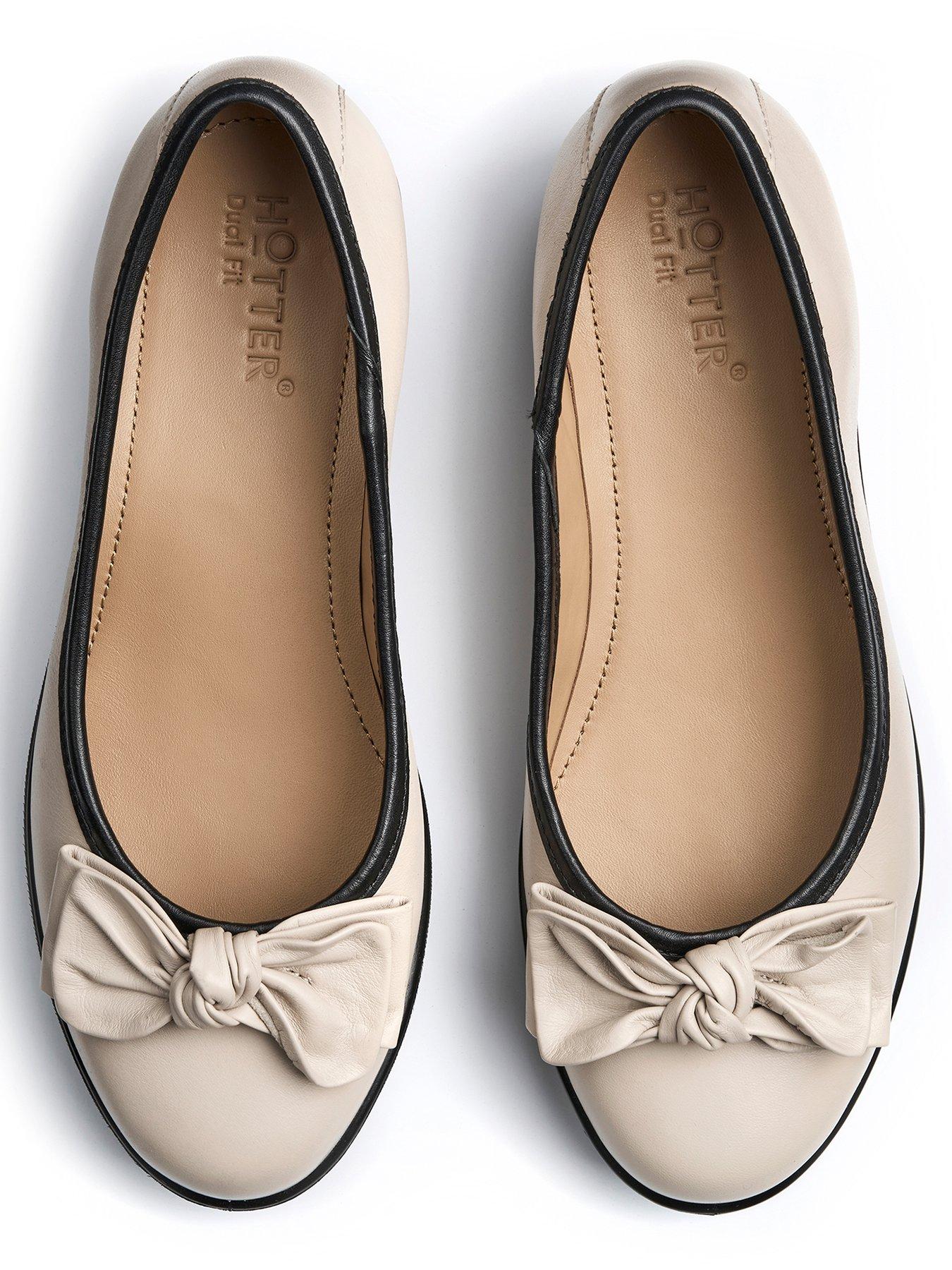  image of hotter-jade-wedge-pump-shoe-cream
