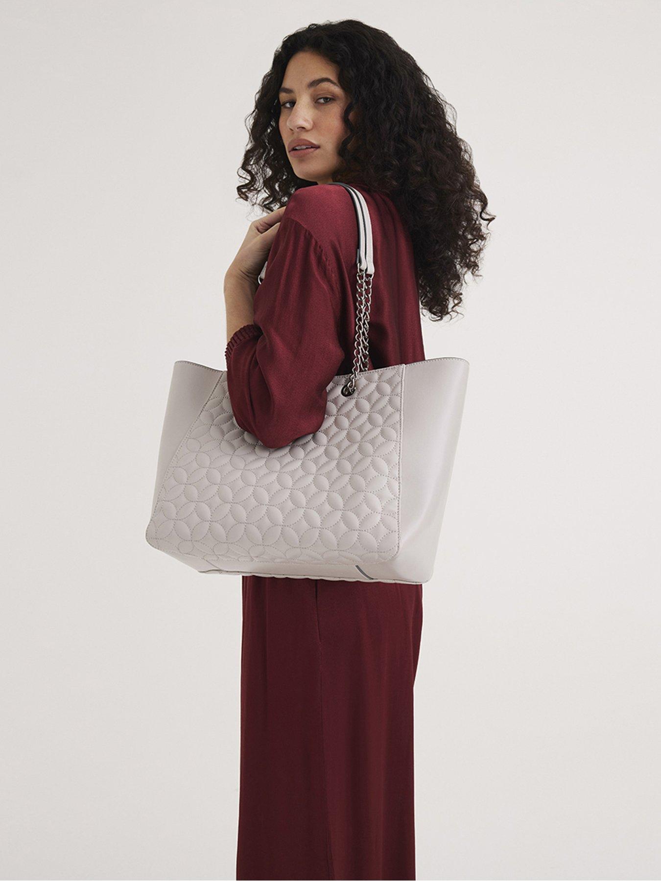 image of fiorelli-camillie-chain-shopper-tote