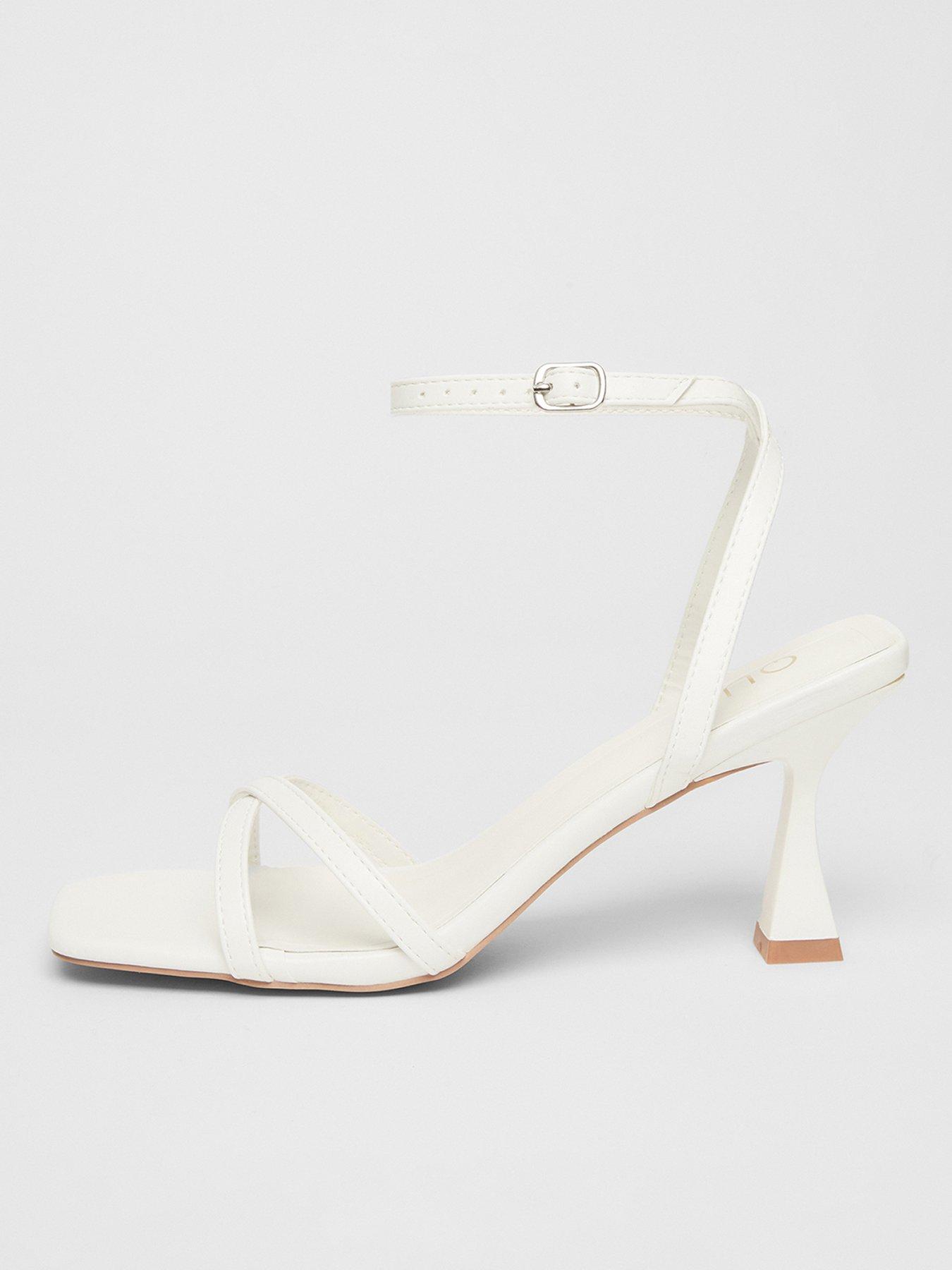 quiz-white-strappy-flared-heeled-sandals