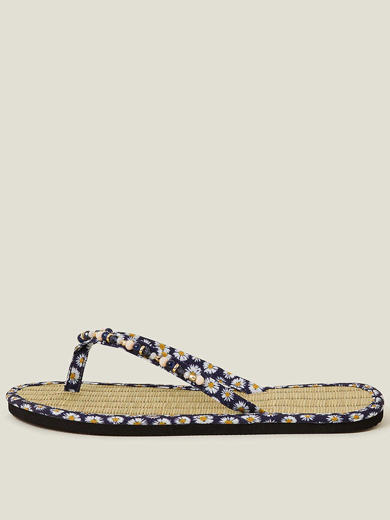 accessorize-daisy-print-seagrass-sandal-navy
