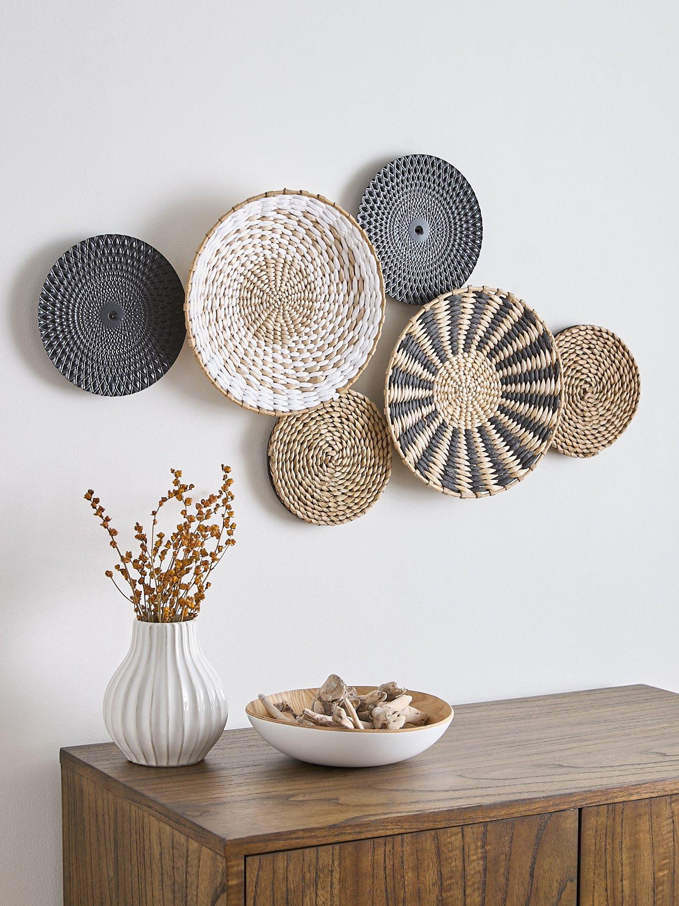 the-very-collection-woven-circle-wall-art-80x45cm