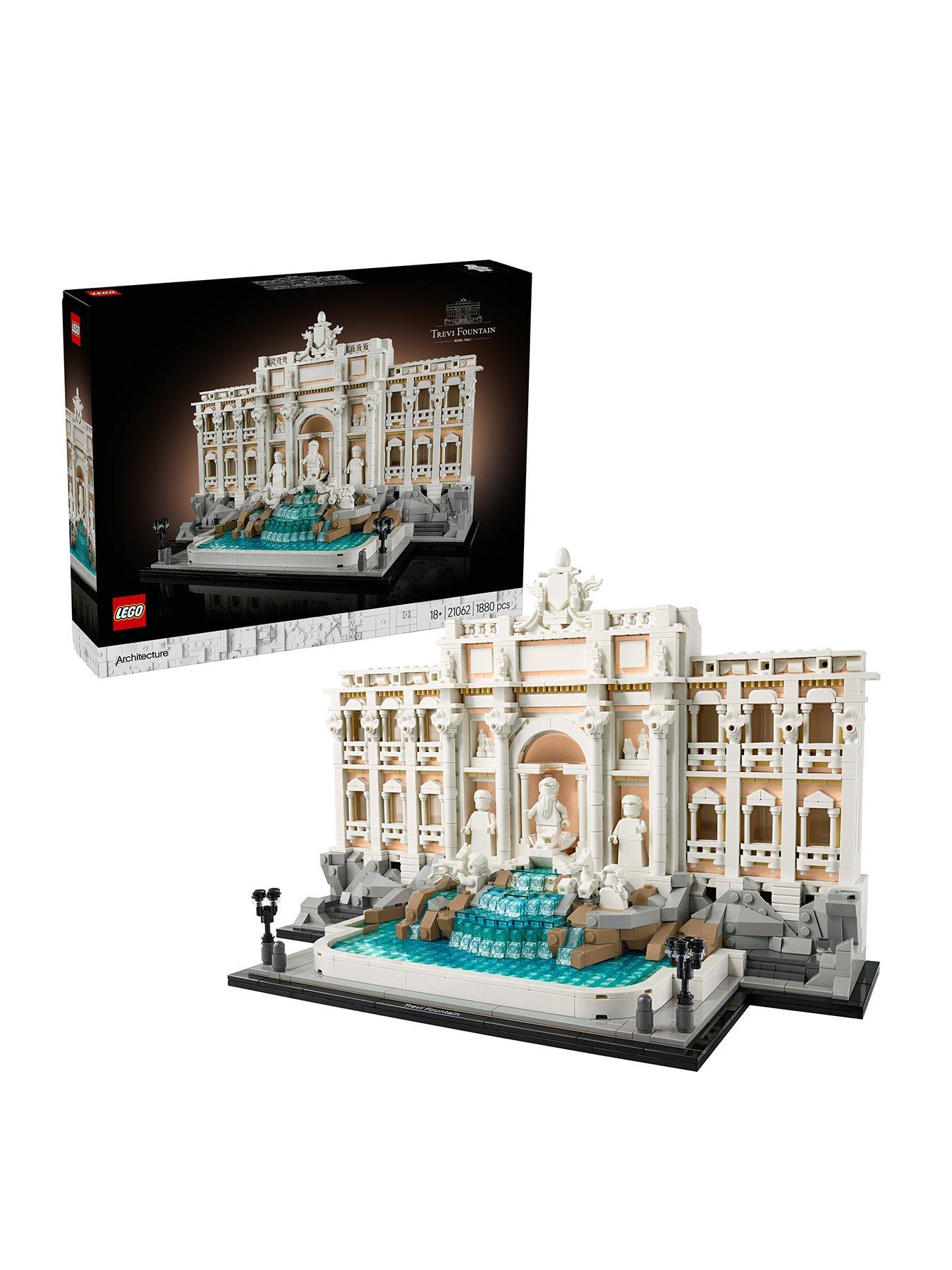 undefined Trevi Fountain Model, Italian Landmark Rome Memorabilia 21062