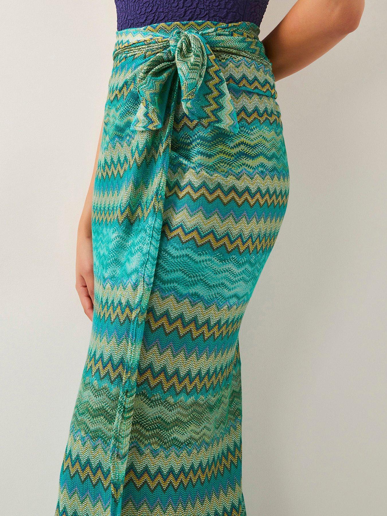  image of monsoon-nia-zigzag-sarong-green