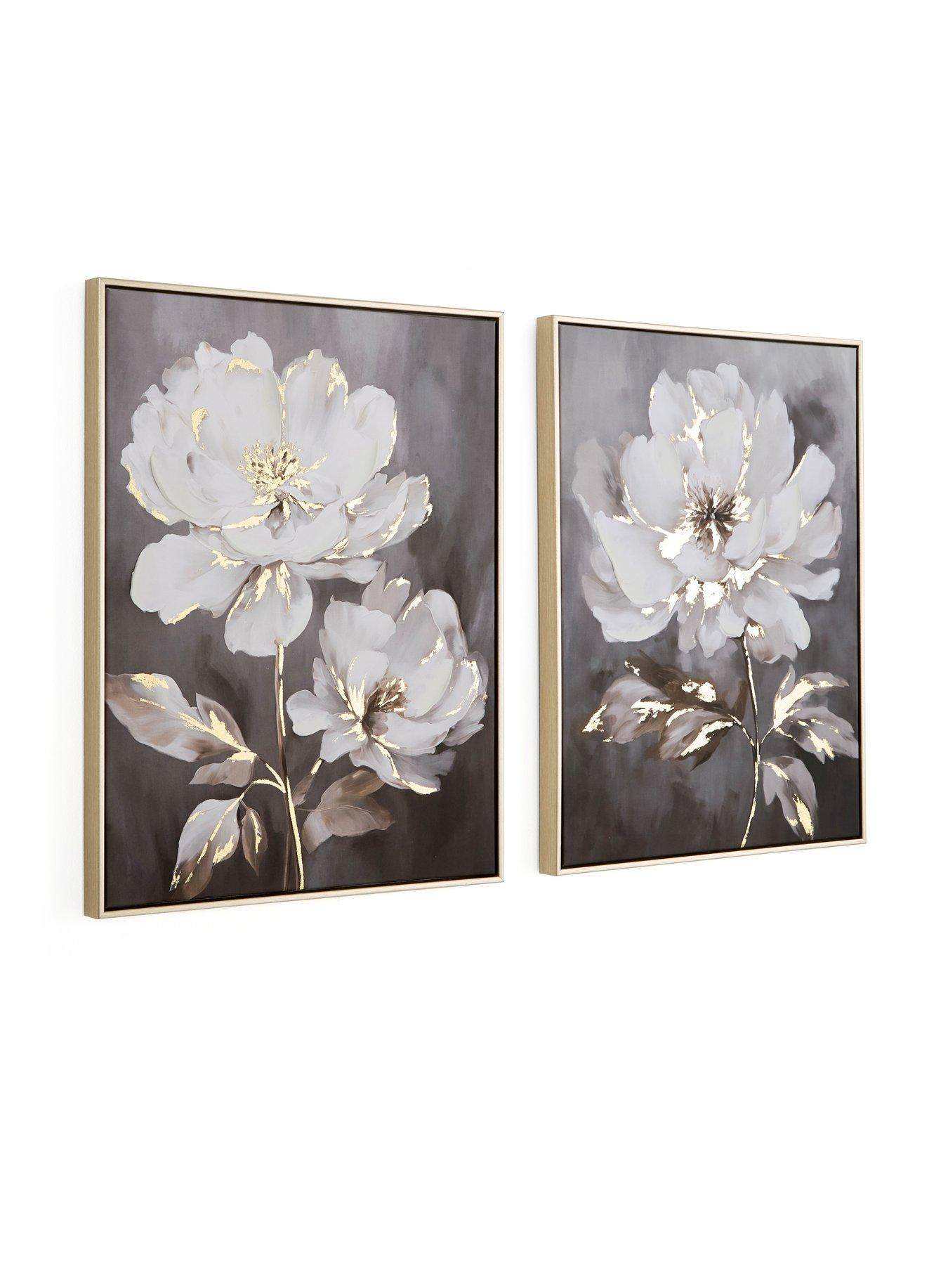 Image 3 of 6 of Very Home Set of 2 Printed White Flower Capped Canvas with Gold Foil 40x50cm - FSC&reg; Certified