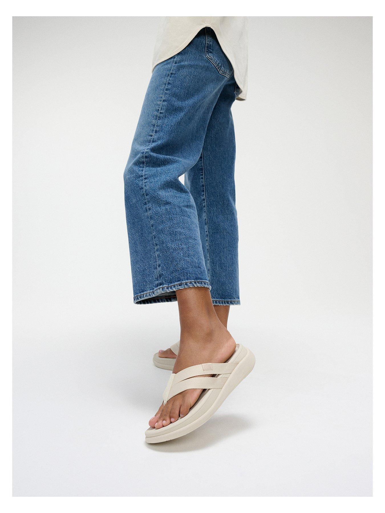 Image 5 of 5 of FitFlop F-Mode Go Webbing Flatform Strappy Flip-Flops - Beige