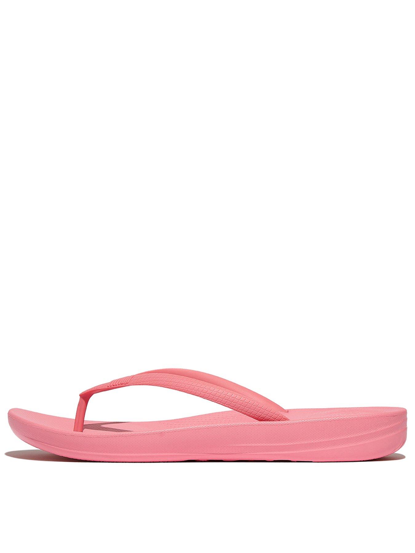 fitflop-iqushion-ergonomic-flip-flops-pink-perfect