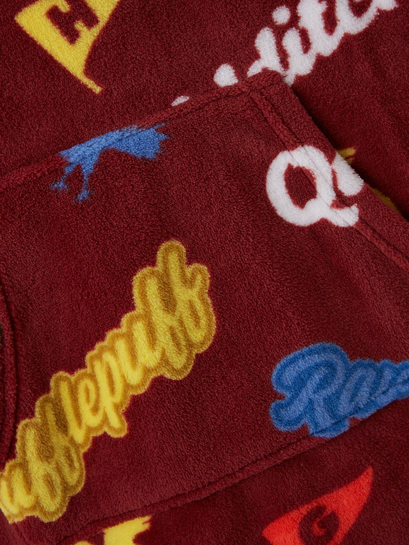 Image 4 of 4 of Harry Potter Hogwarts All Over Print Hooded Blanket - Burgundy