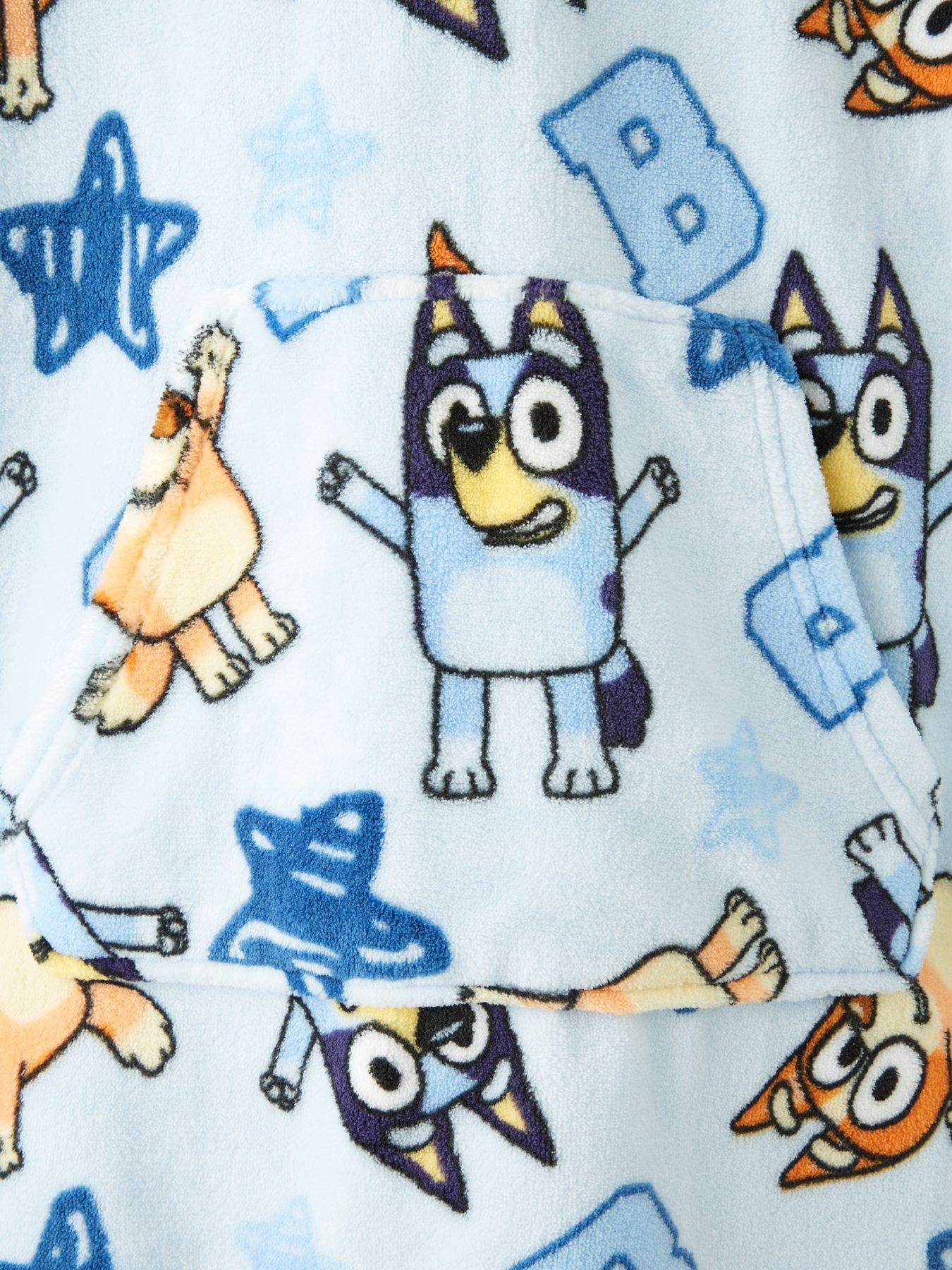 Image 4 of 4 of The Very Collection Bluey &amp; Bingo Fleece Hooded Blanket - Blue