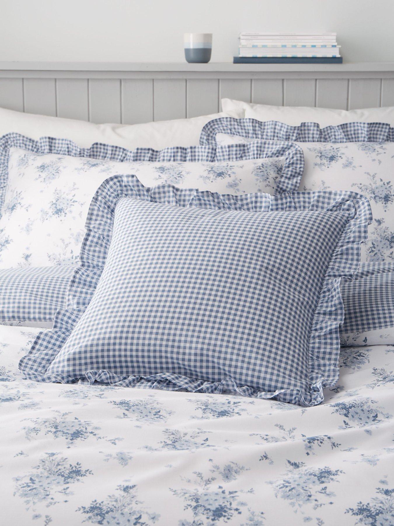 Catherine Lansfield Lucie Floral Filled Cushion- 45x45cm