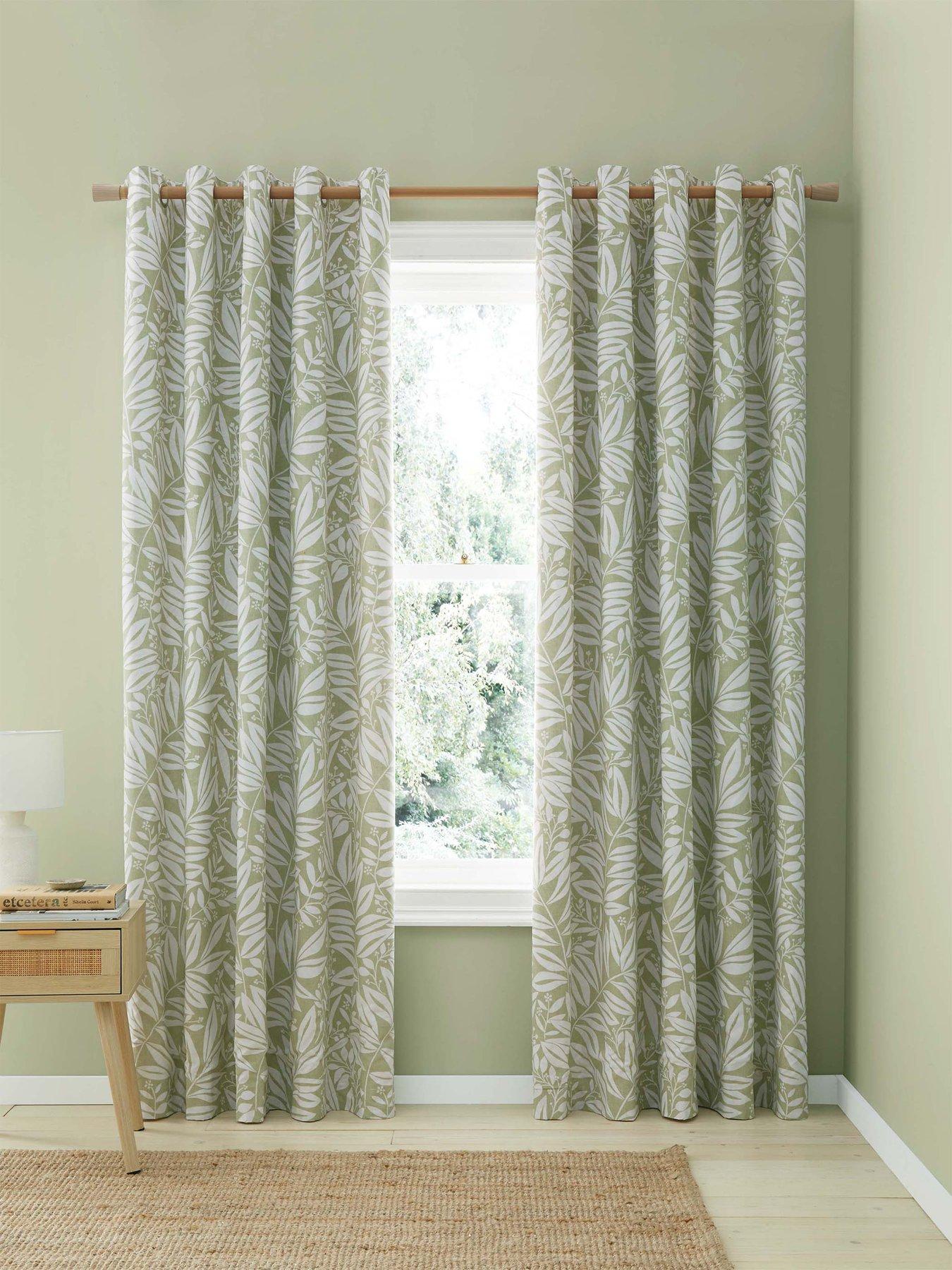 Catherine Lansfield Sorrel Leaf Reversible Eyelet Curtains 66x90 Inch Green