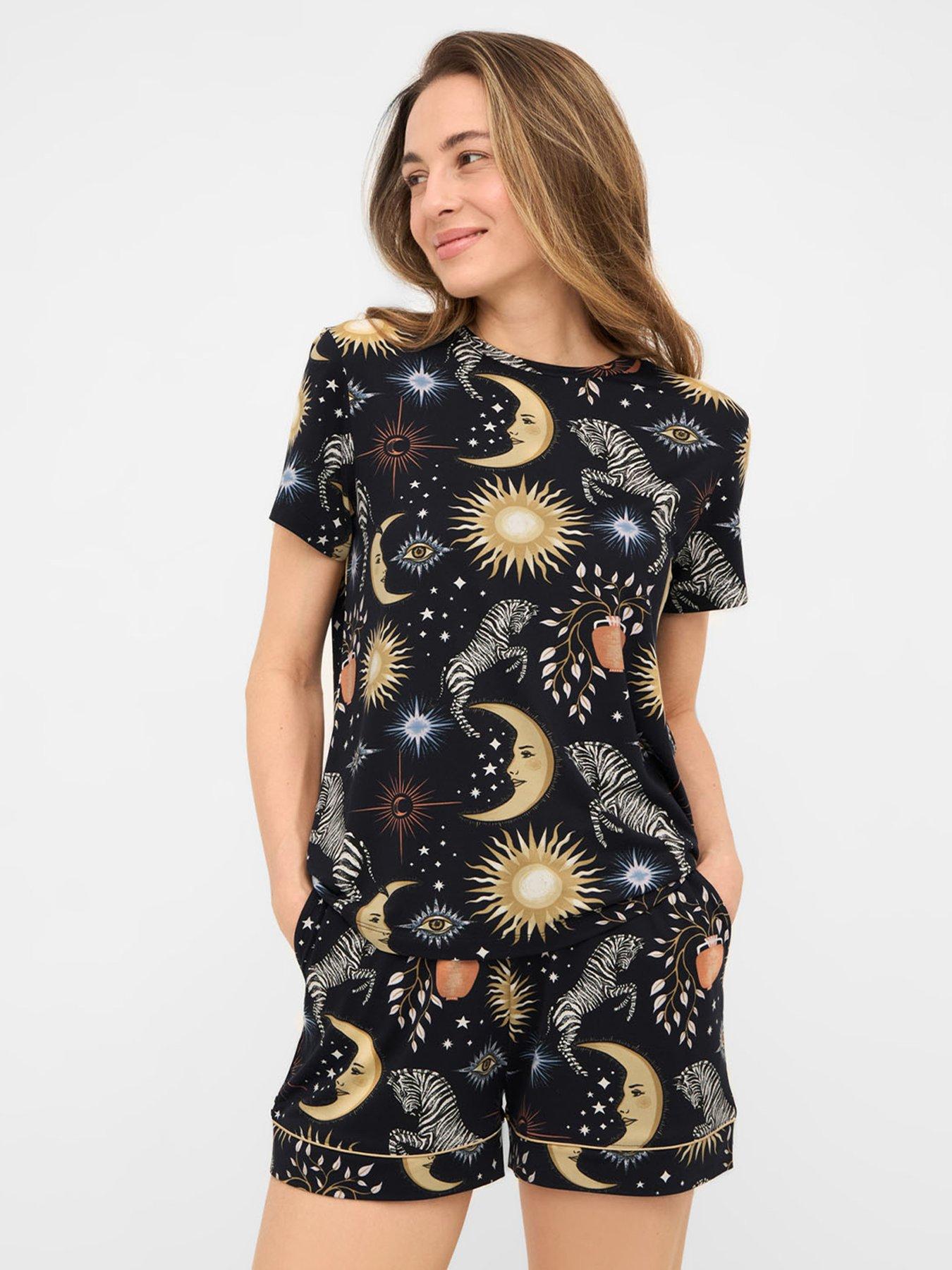 Image 1 of 6 of CHELSEA PEERS Crew Neck Short Set&nbsp;celestial Zebra - Navy