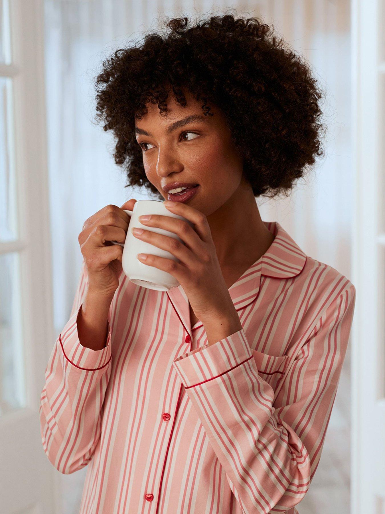  image of chelsea-peers-long-pyjama-set-striped-with-heart-buttons-pink