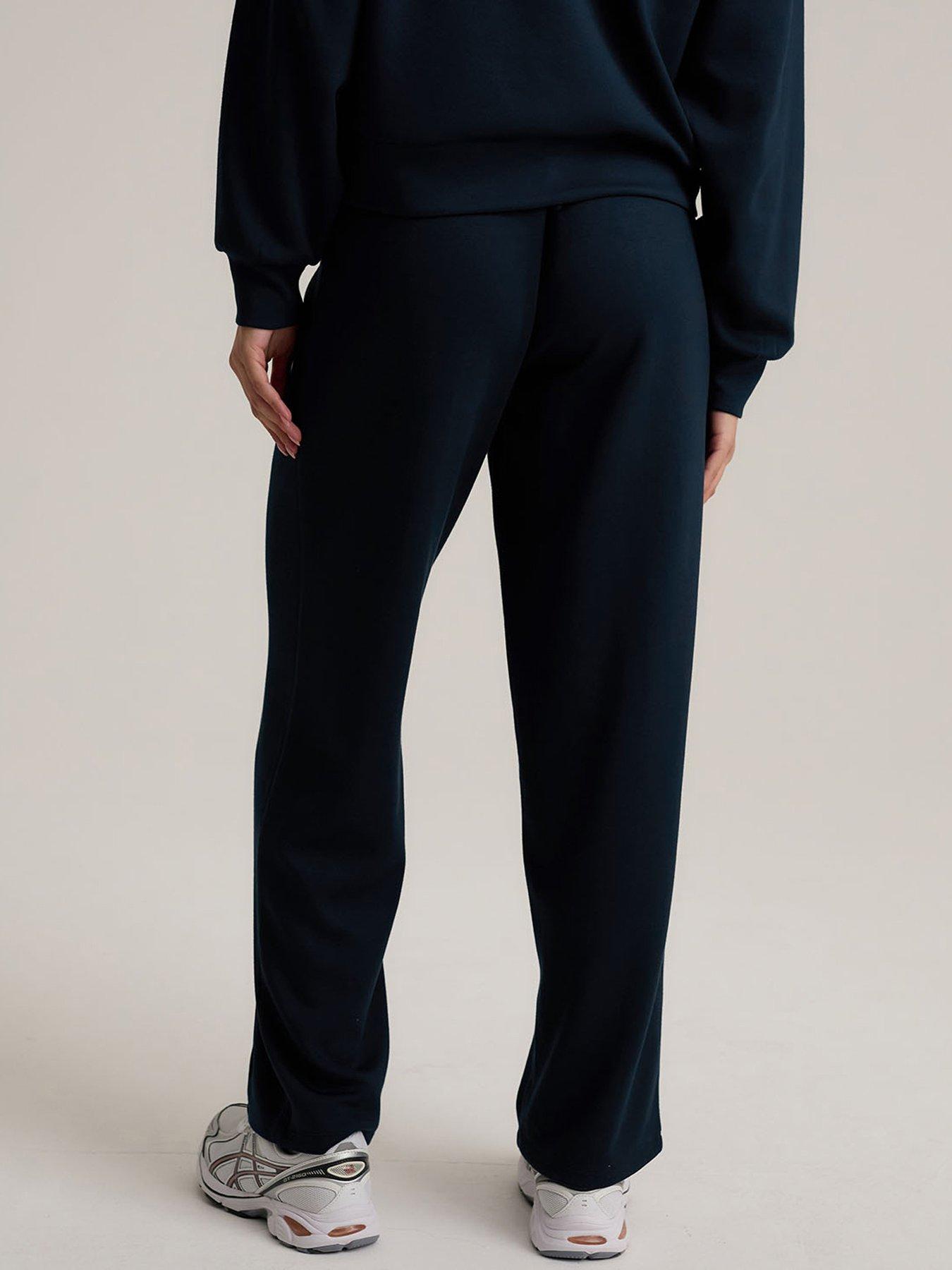 Image 4 of 6 of CHELSEA PEERS Luxecomfort Scuba Jogger - Navy