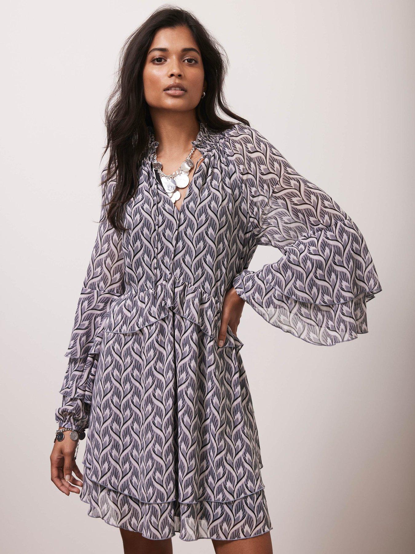 undefined Geo Print Mini Dress - Grey
