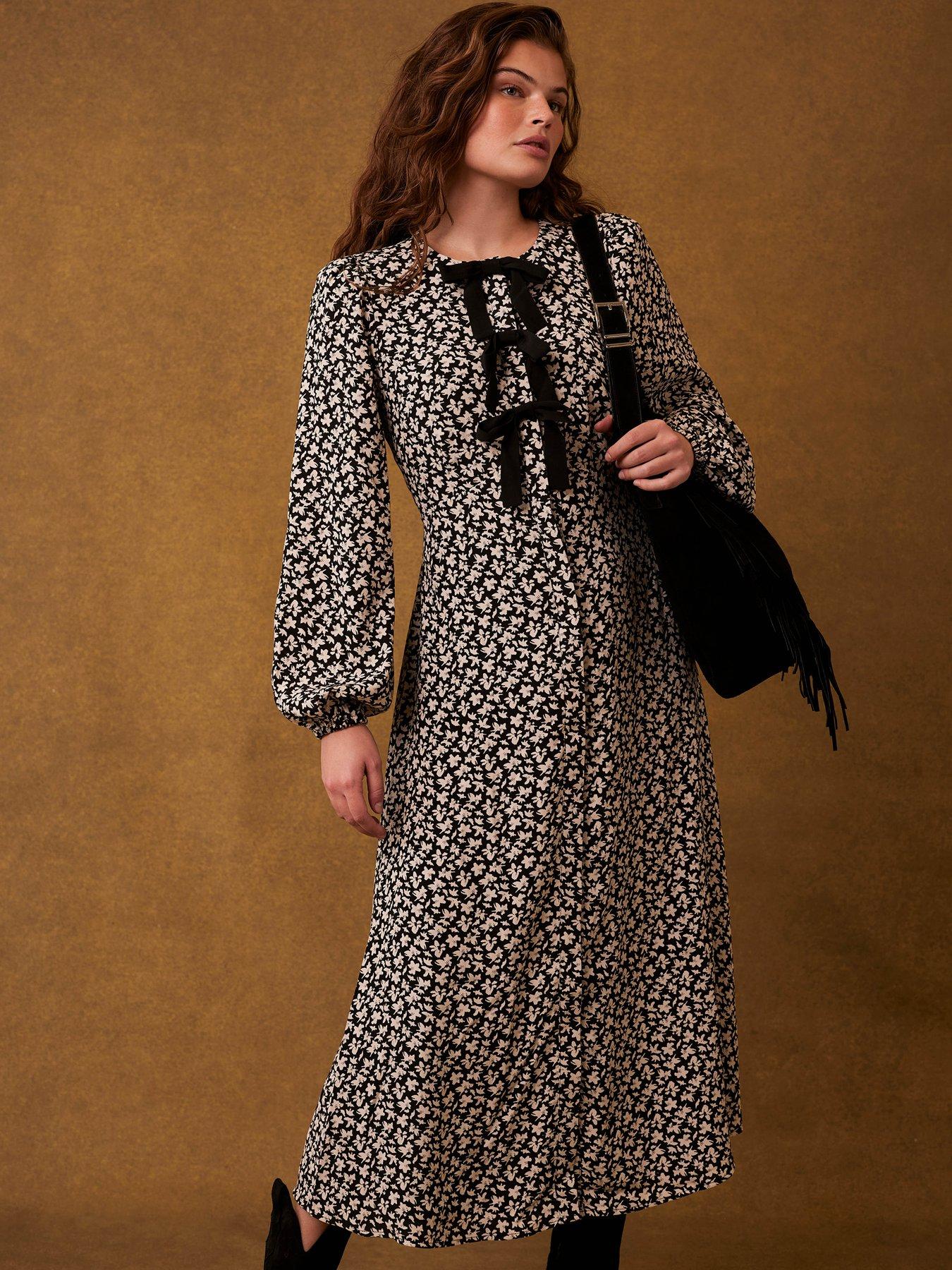 undefined Floral Print Midi Dress - Black