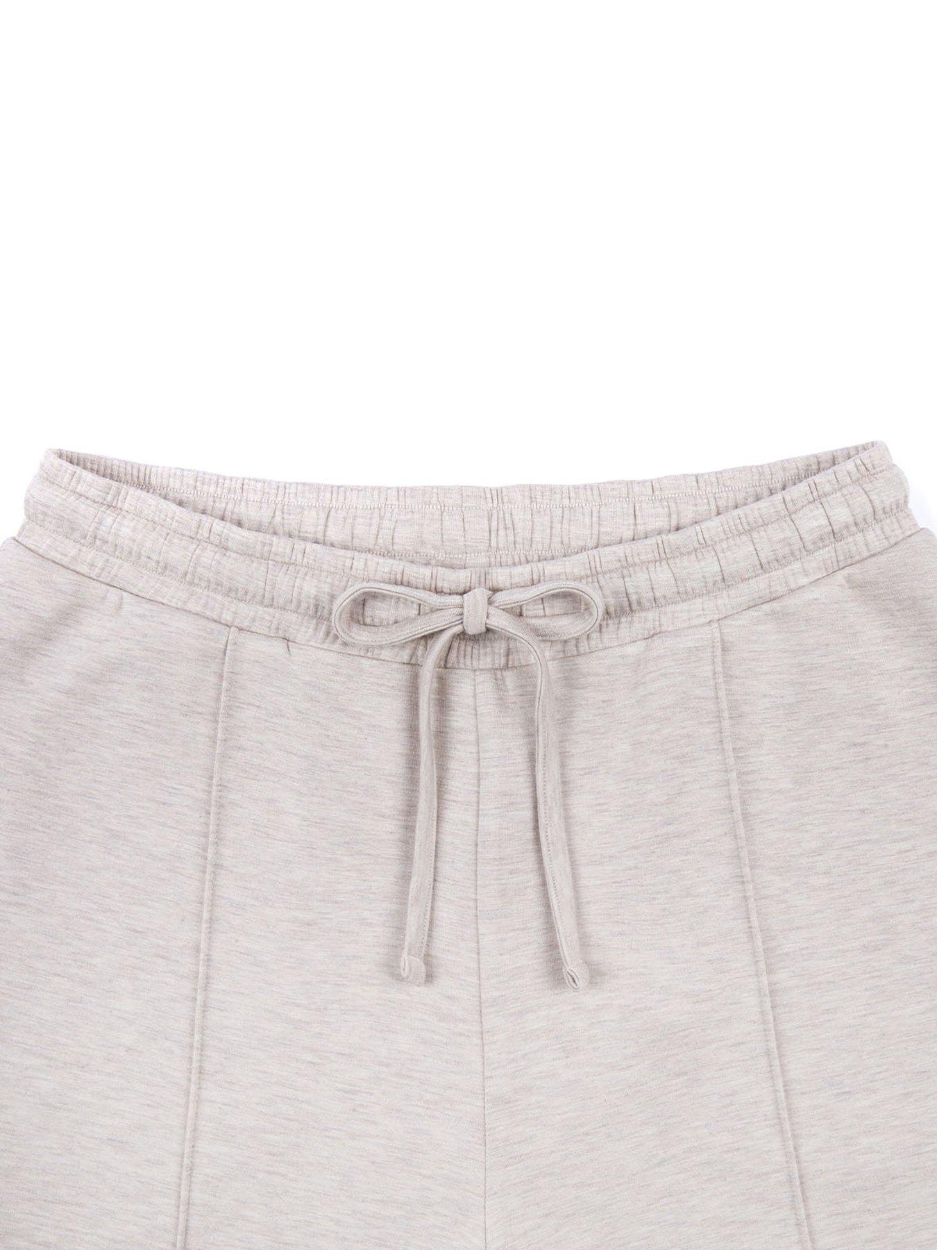 Image 3 of 3 of CHELSEA PEERS Luxecomfort Scuba Jogger - Beige Marl