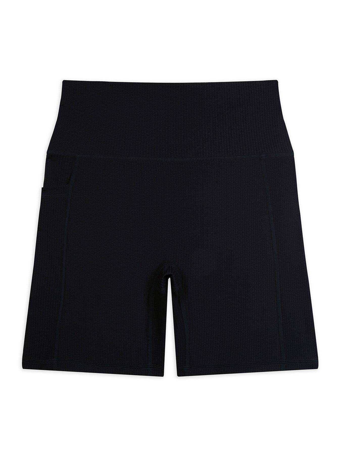 Image 3 of 5 of CHELSEA PEERS Ribbed Bike Shorts - Black