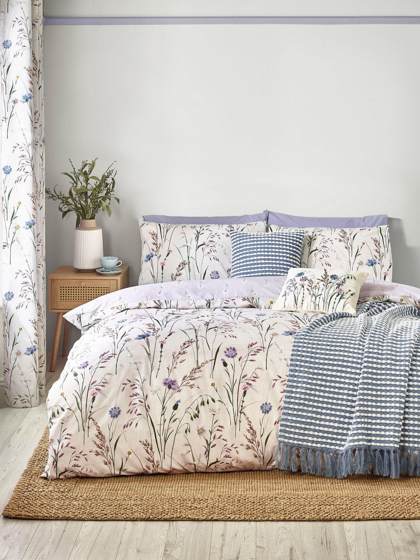 Image 1 of 6 of Catherine Lansfield Grasmere Floral Duvet Set