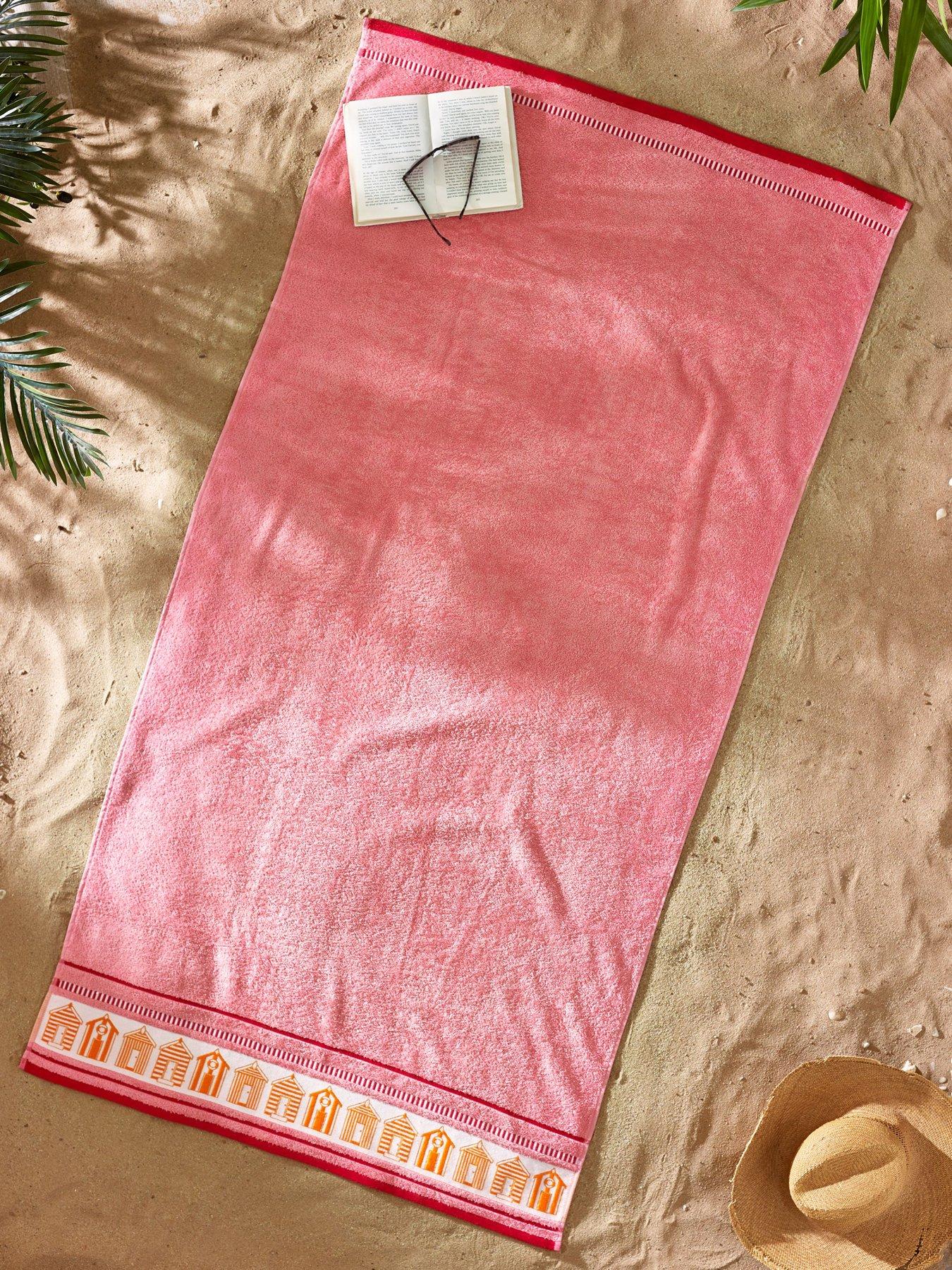 catherine-lansfield-beach-huts-beach-towel-coral